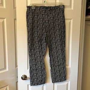 Black & White Cropped Pant - Plus Size - 16